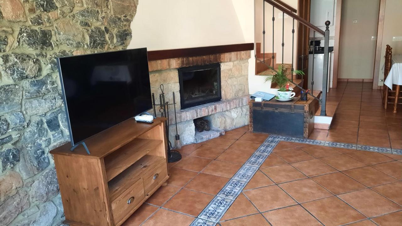 Casa Rural La Casina Villa Sariego Buitenkant foto